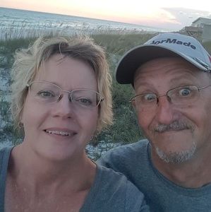 Meet your Posher, Robin